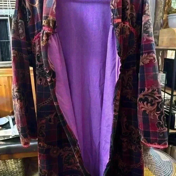 Vintage Appel Gown XL Velvet Burgundy Floral Front Zip ( Not full length ) - Picture 6 of 8